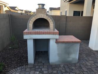 Outdoor Kitchen Pizza Oven